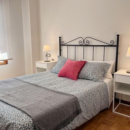 Apartamento Europa Centric Parking Gratis Oviedo Exterior photo